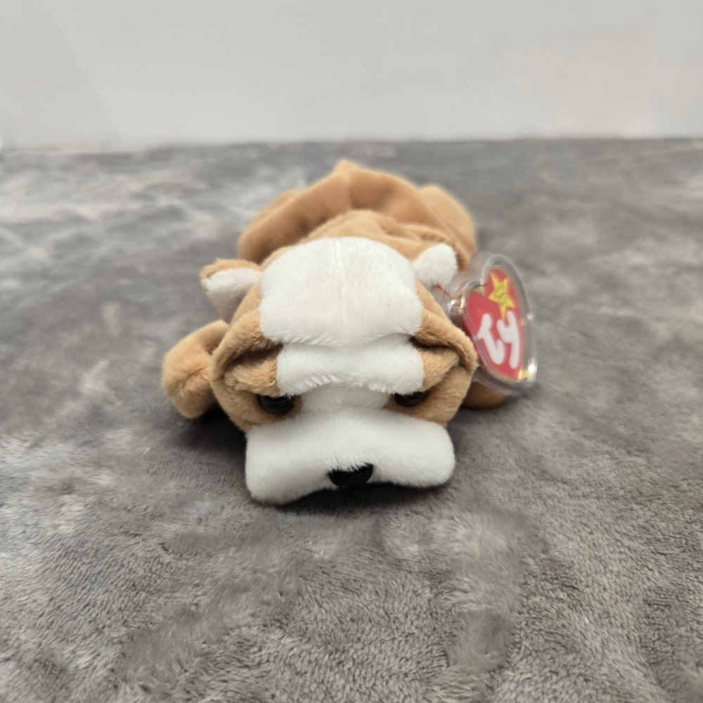 Ty Beanie Baby Wrinkles the Bulldog 1996 Tan White Dog Plush Toy‎ with Tags
